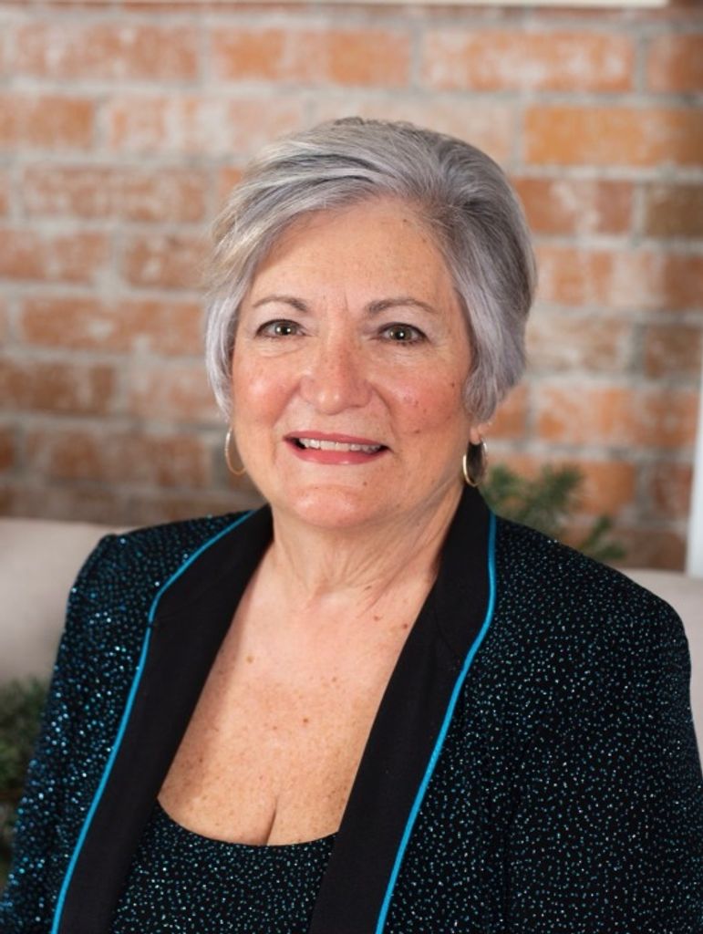 Cynthia Lalama Ricciulli