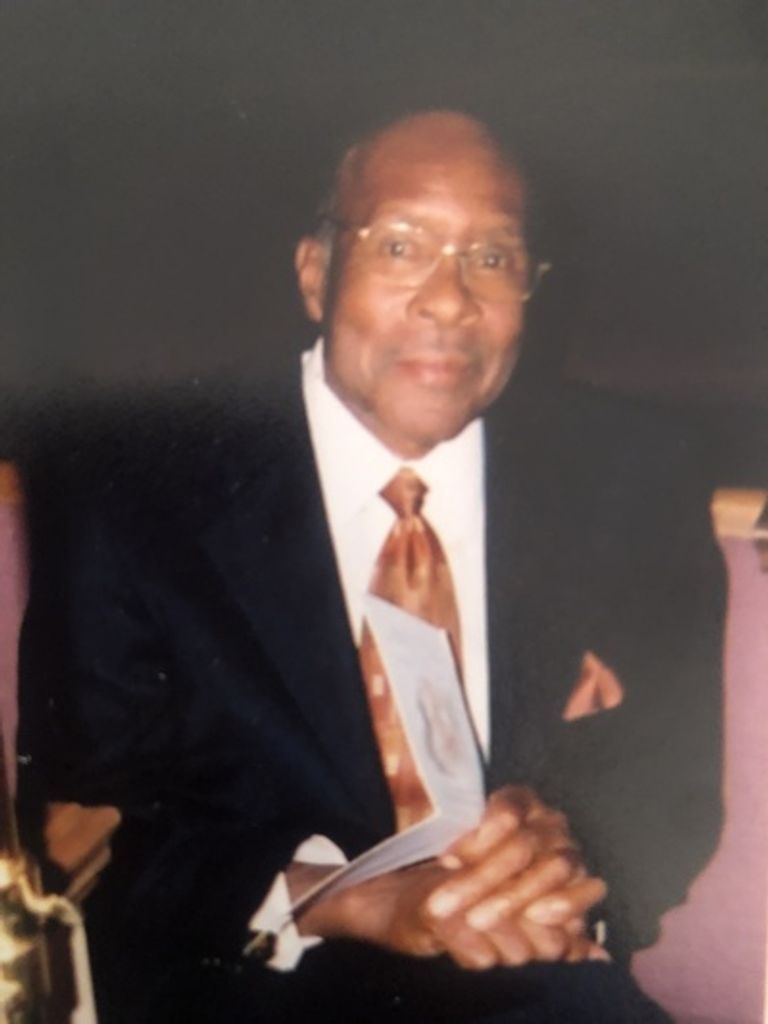 Perstine J Robinson Profile Photo