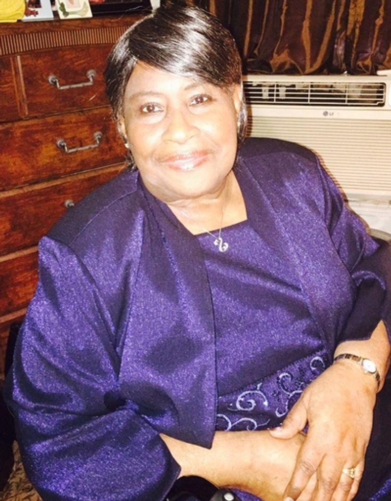 Gazell Hines Profile Photo