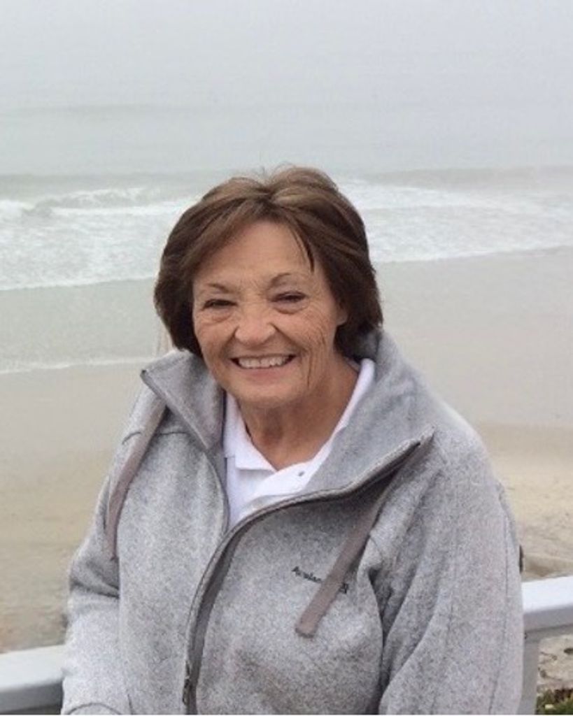 Claudine "Deni" Thompson Profile Photo