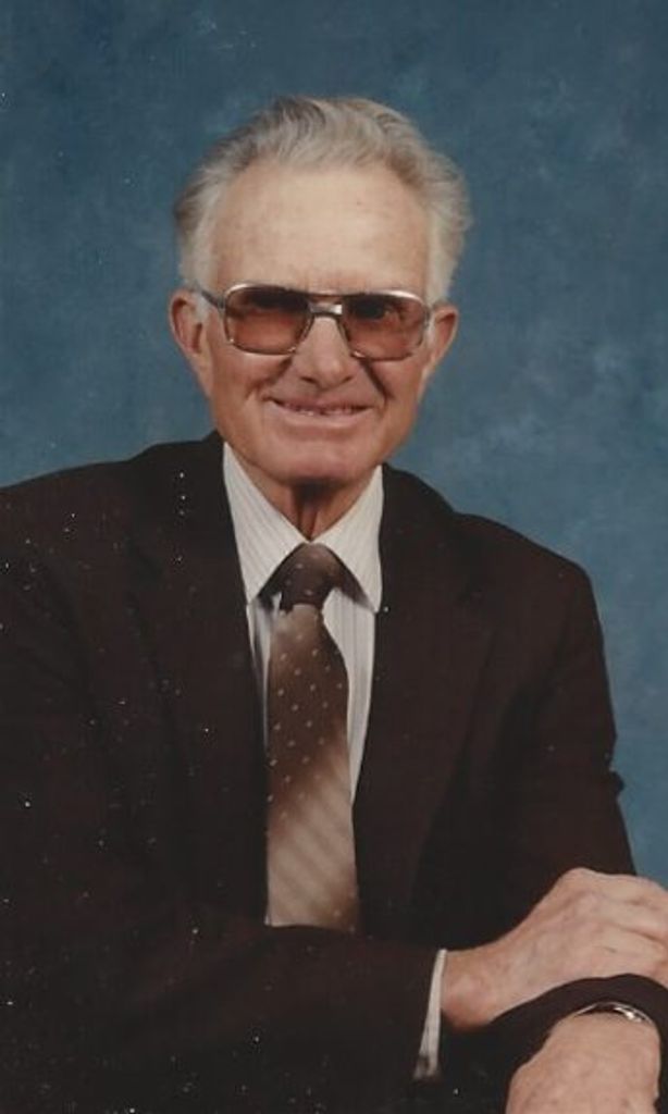 Clyde Chester Free