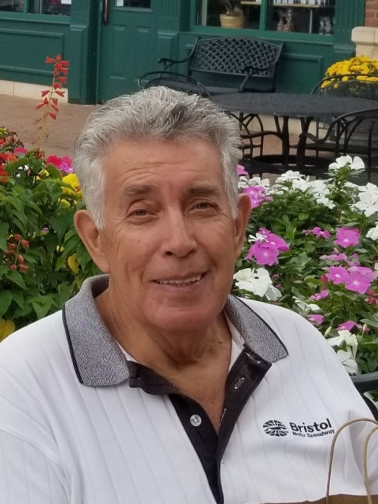 Drew Mayle Profile Photo