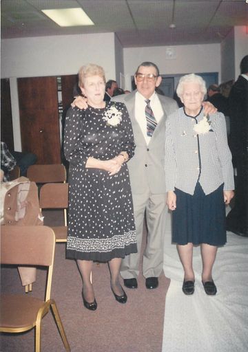 Raymond C. Weber photo gallery thumbnail 32 of 40