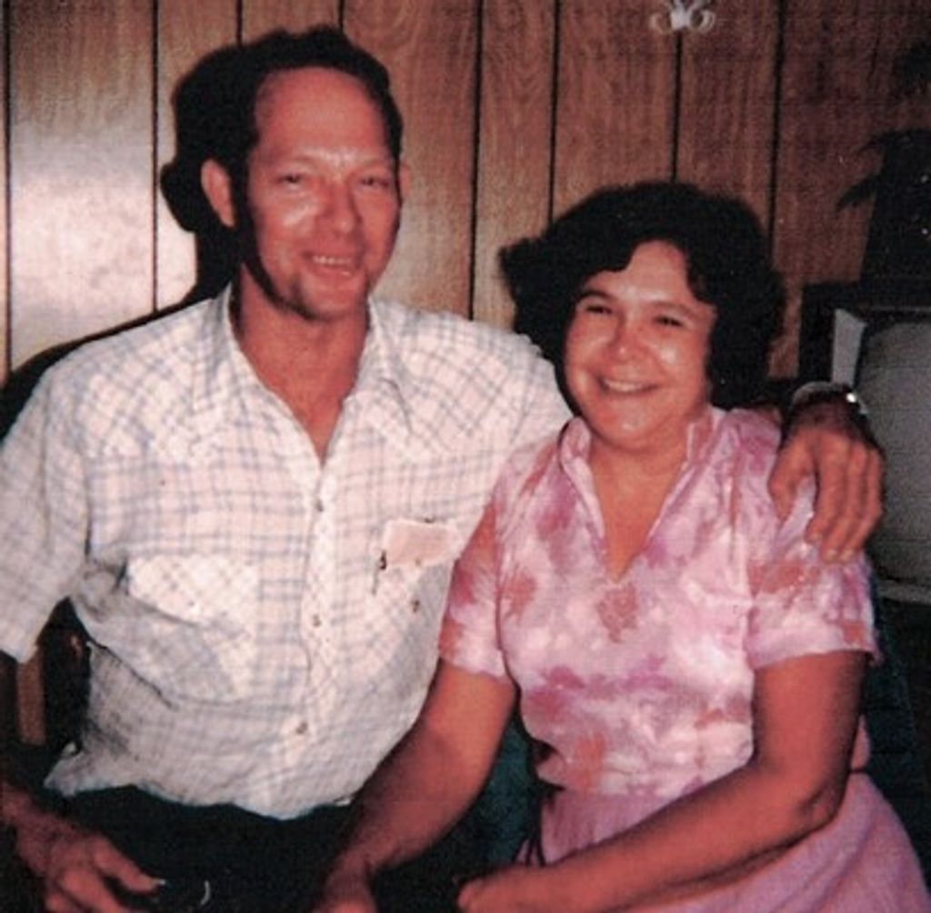 Clover Wyonzia (Hampton) Riley