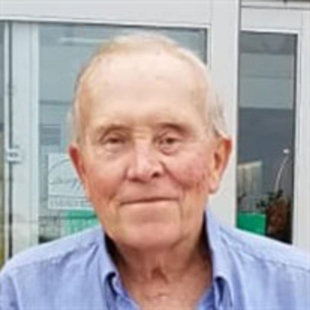 Merle E. "Sam" Sampson Profile Photo