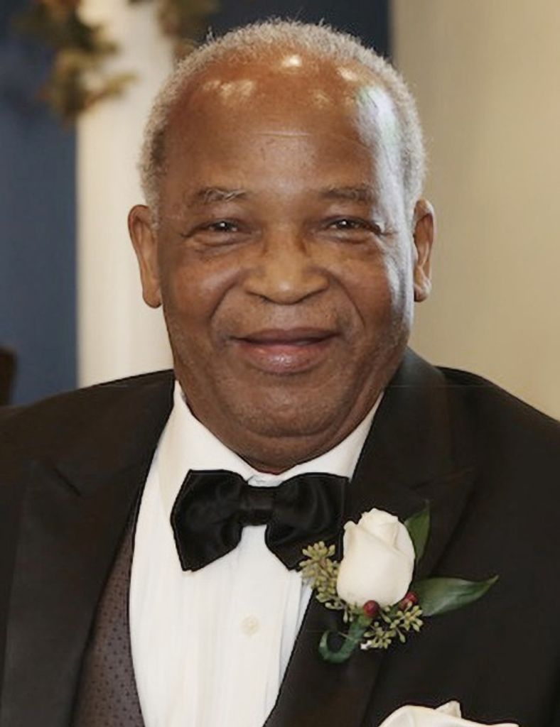 Leopoldo H. Crump Profile Photo
