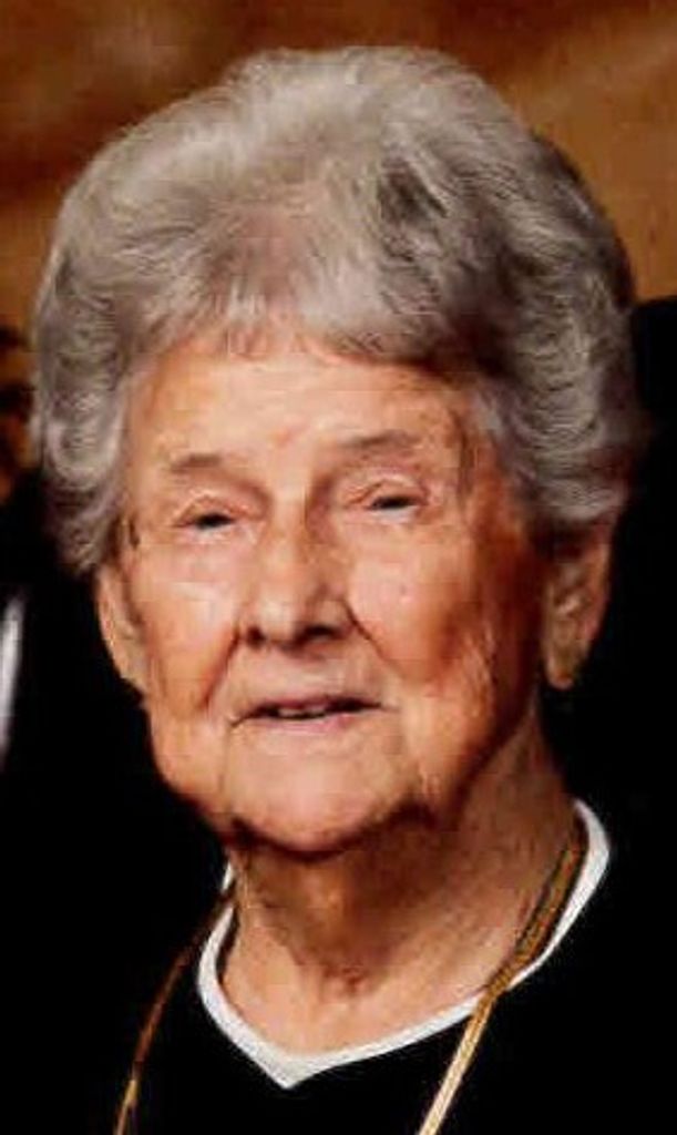 Laura E. Luckenbill