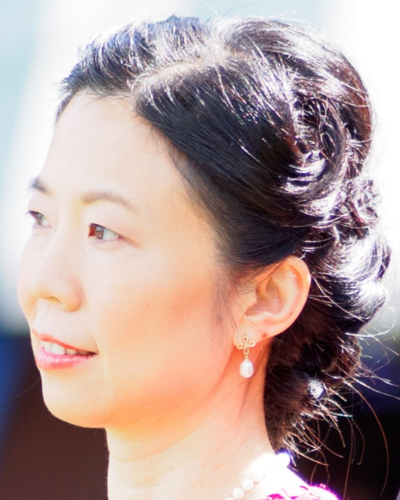 Yinghui Hsia