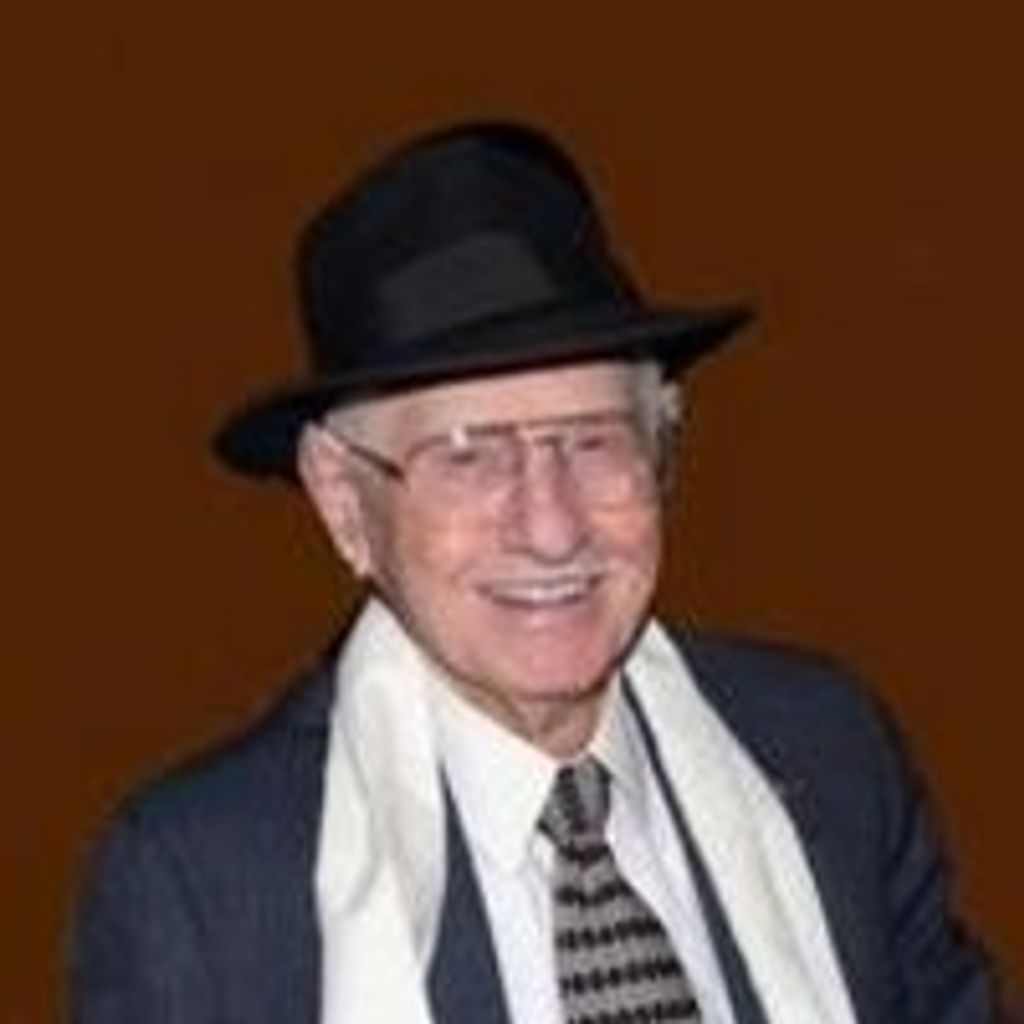 Dr Lester L. Dunn