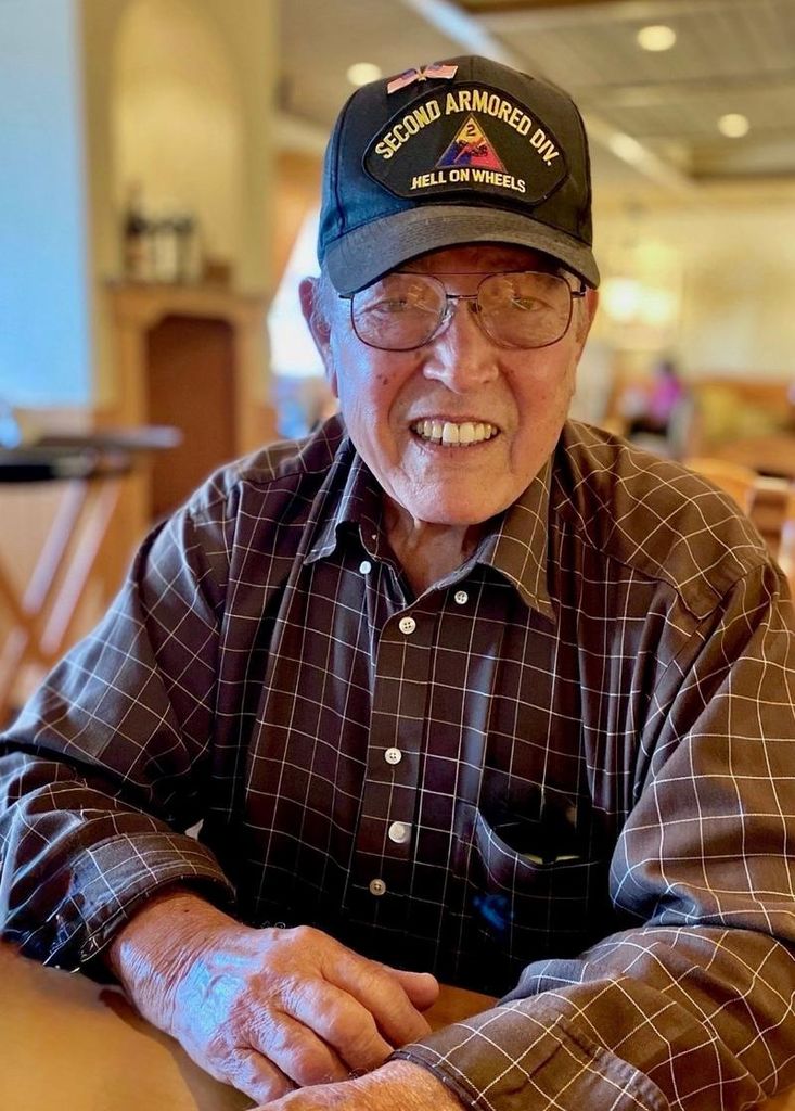 Manuel Corona Jr. Profile Photo