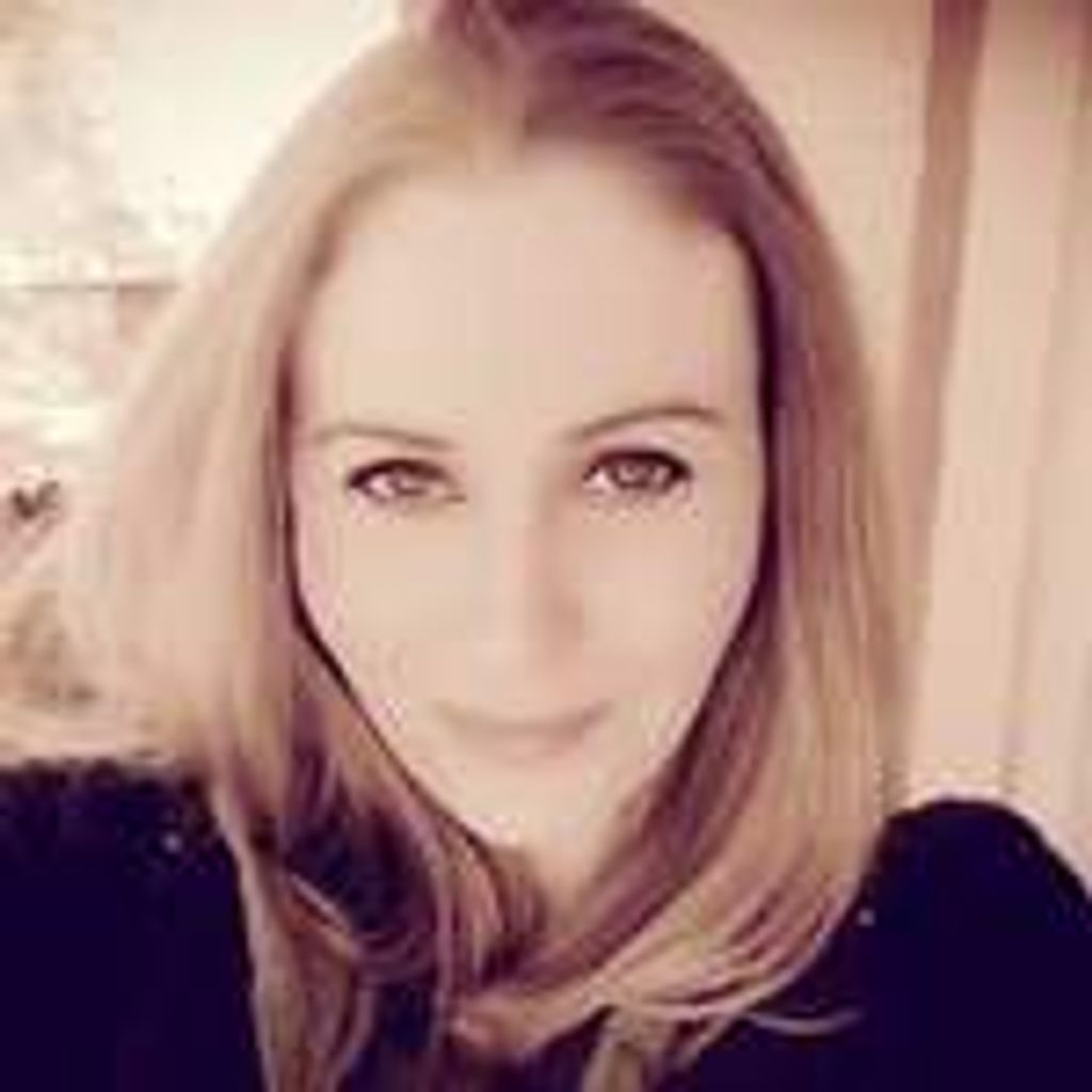 Sarah Mills Profile Photo