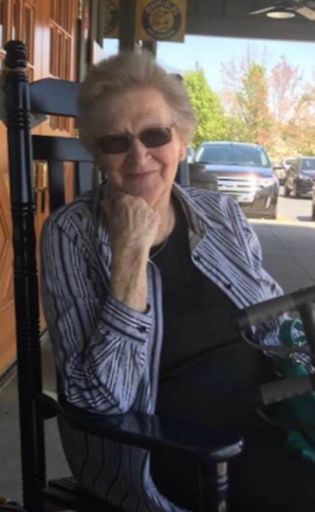 Photo of Lois Hazel Huffstutter
