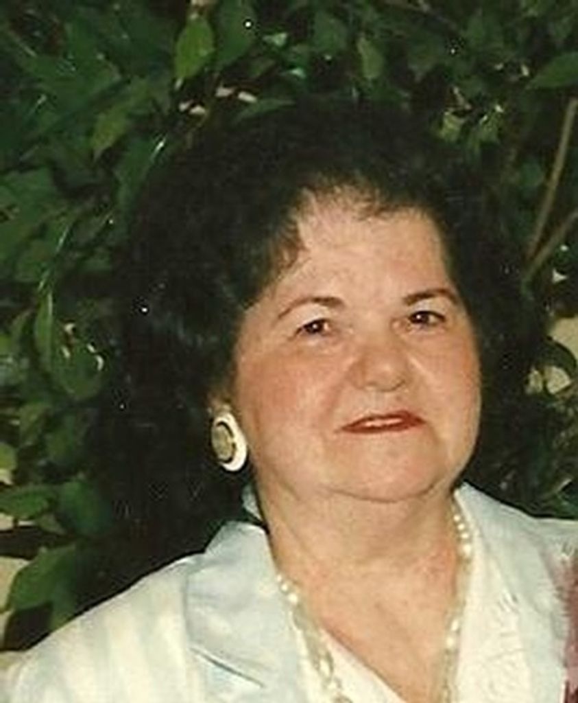Veola Aaron