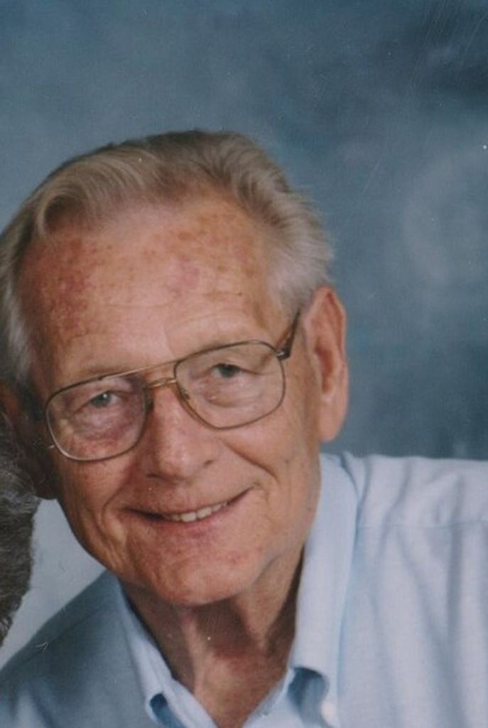 Everett "Cob" Caupert