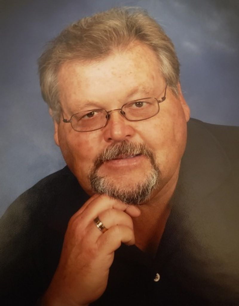 Roger M. Simon Profile Photo