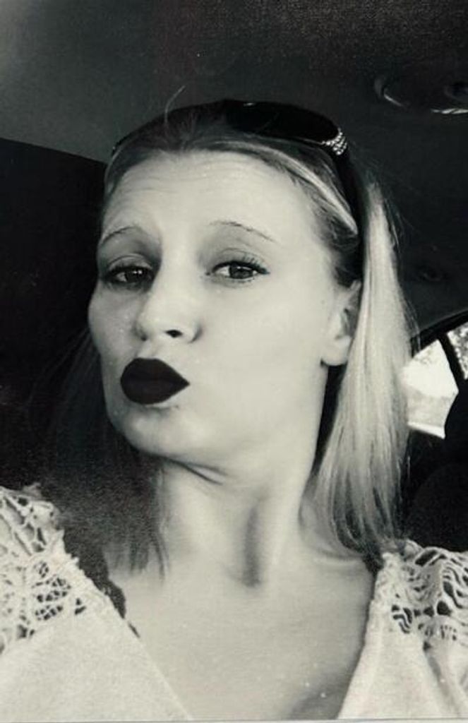 Sarah Elizabeth Miller Profile Photo