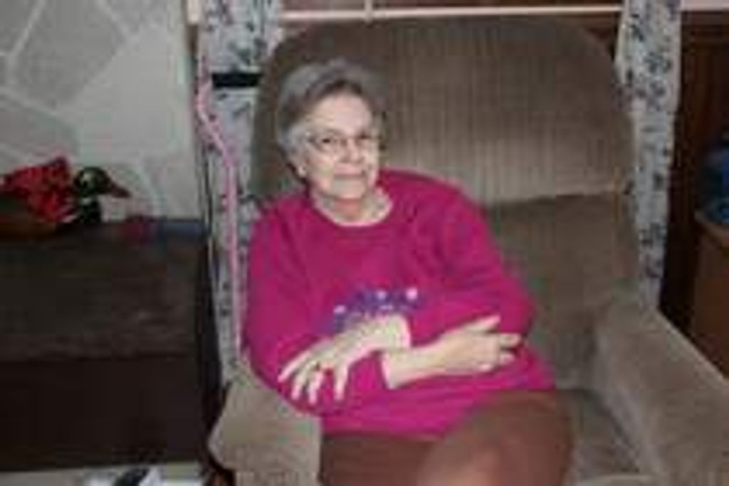 Jayne "Granny" (Lewis)  Phillips Profile Photo