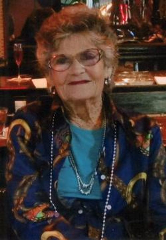 Leslie Rose Vesper Profile Photo