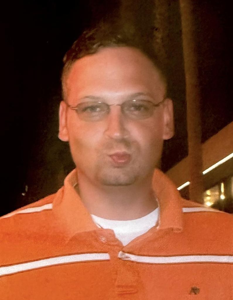 Eric D. Wisniewski Profile Photo