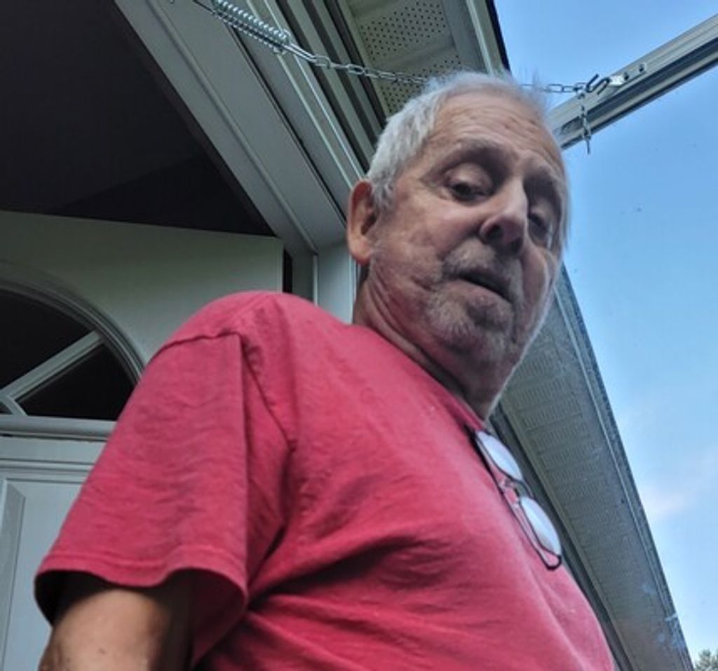 Howard Junior Reichwald, Jr. Profile Photo