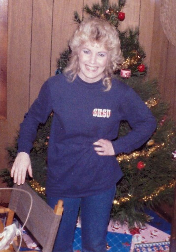Laura Jeannette Halloran