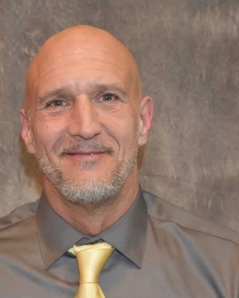 Peter E. Carr Profile Photo