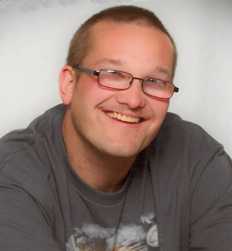 Dustin J. Giese Profile Photo