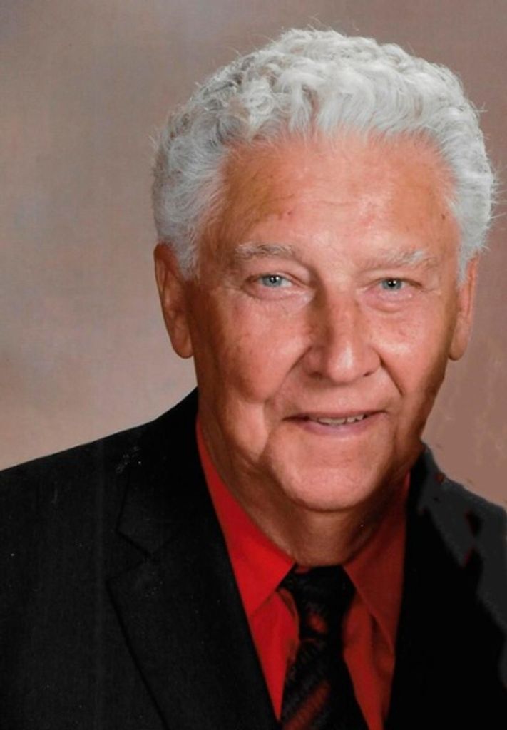 Lloyd Clement Manternach Profile Photo