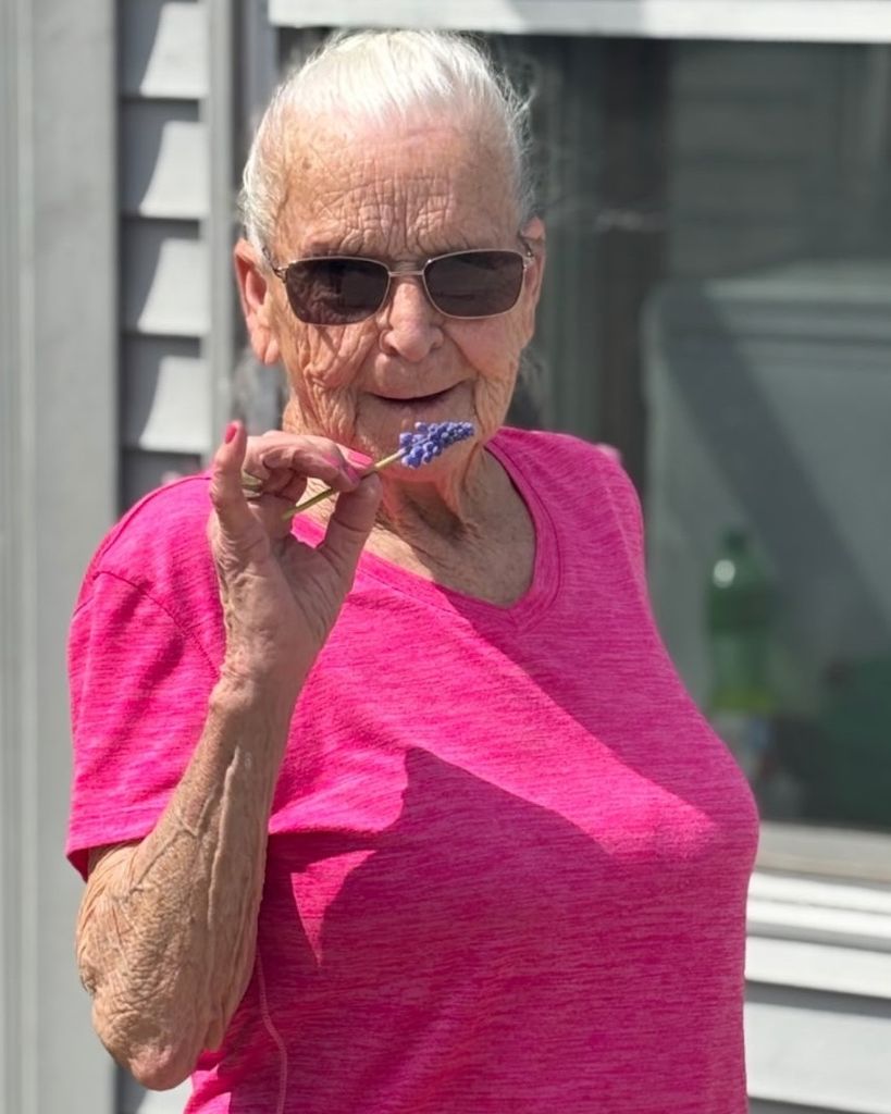 Nellie Jean Halcomb Profile Photo