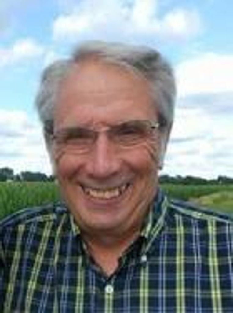 Frank Gary Booth Profile Photo