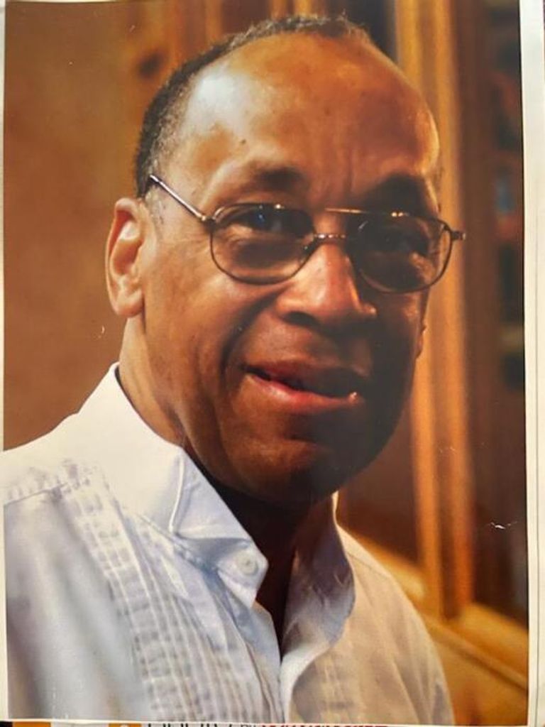 Reginald M Williams,   Jr