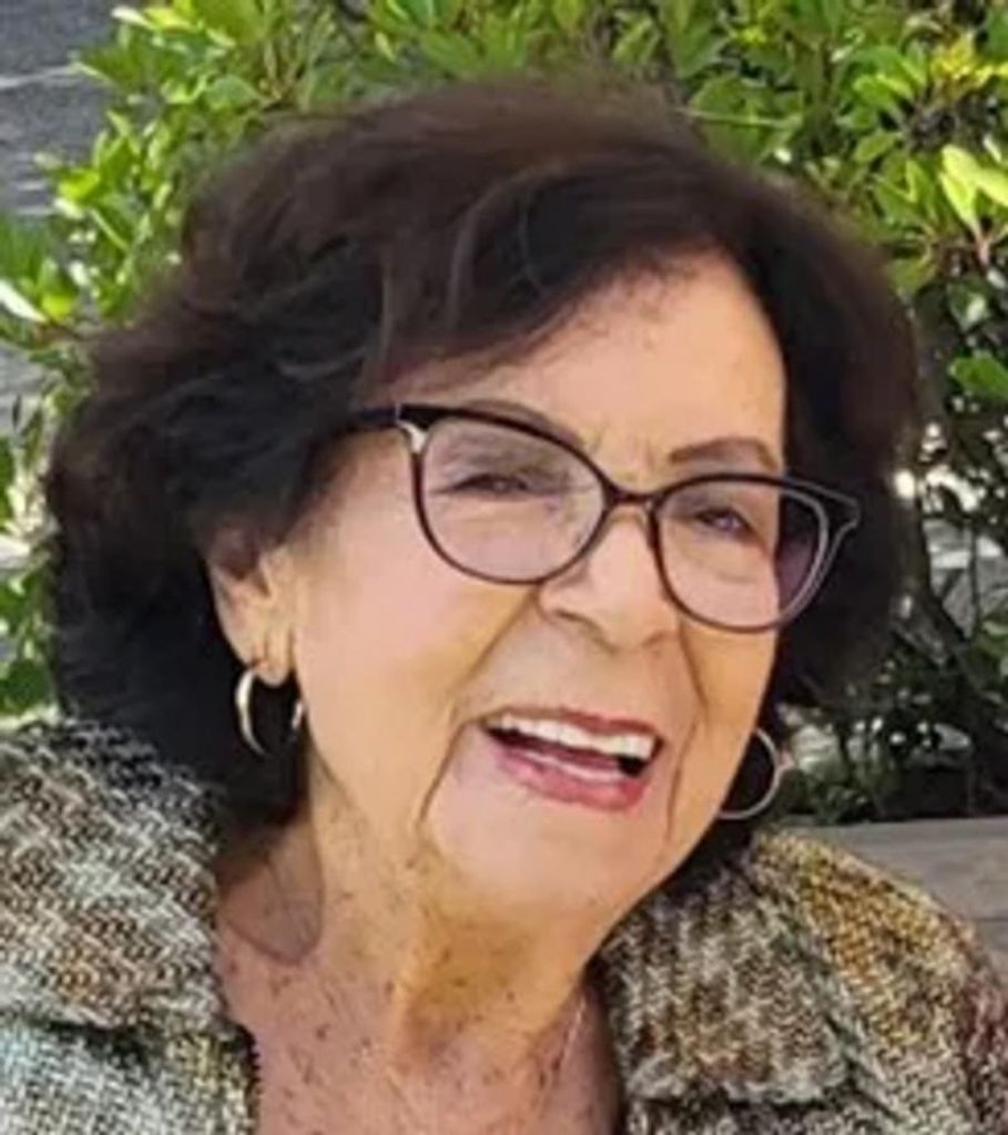 Consuelo Connie Hernandez Profile Photo