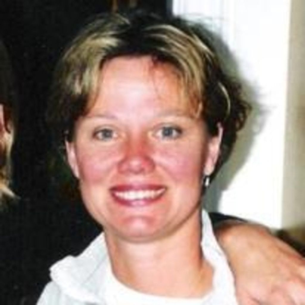 Dianne Holmes Martin Profile Photo