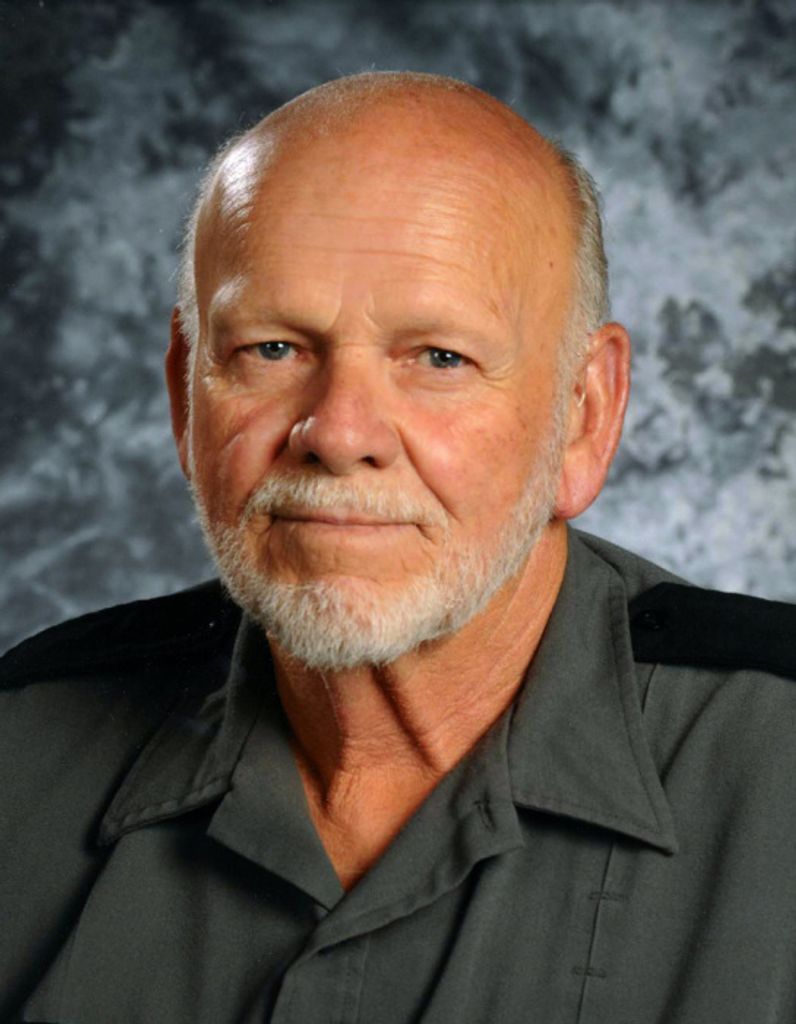 Wayne Riley Hanks