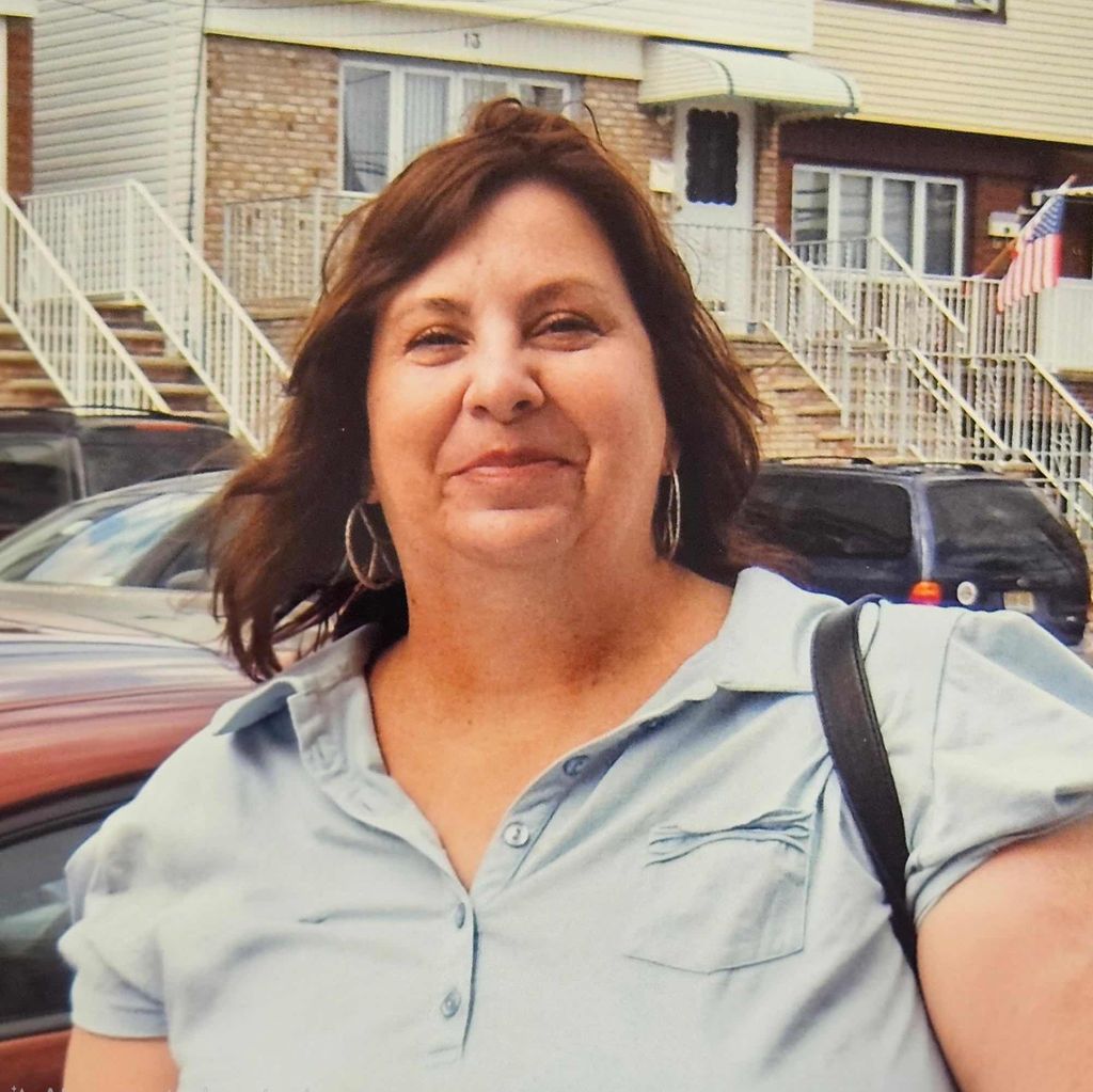 Debra Lorenzo Profile Photo