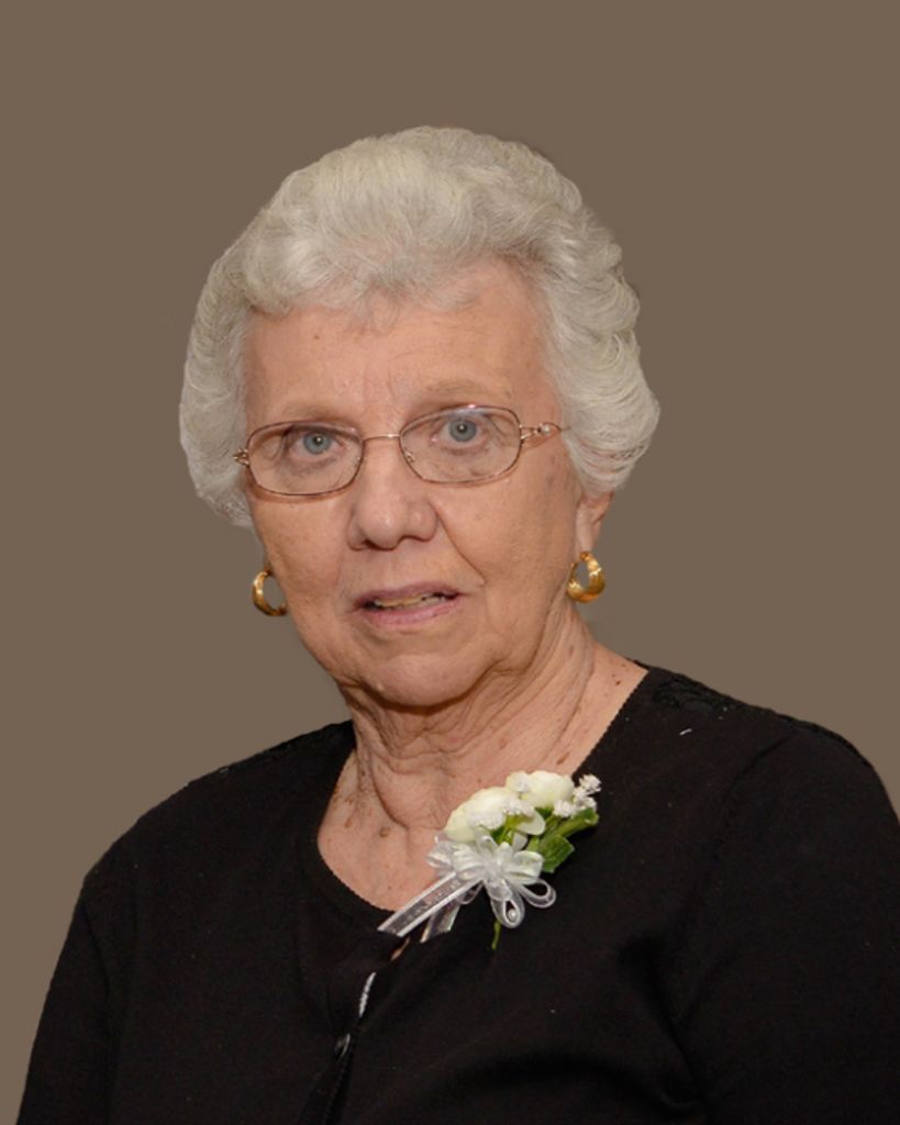 Lois E. (Wieging)  Recker