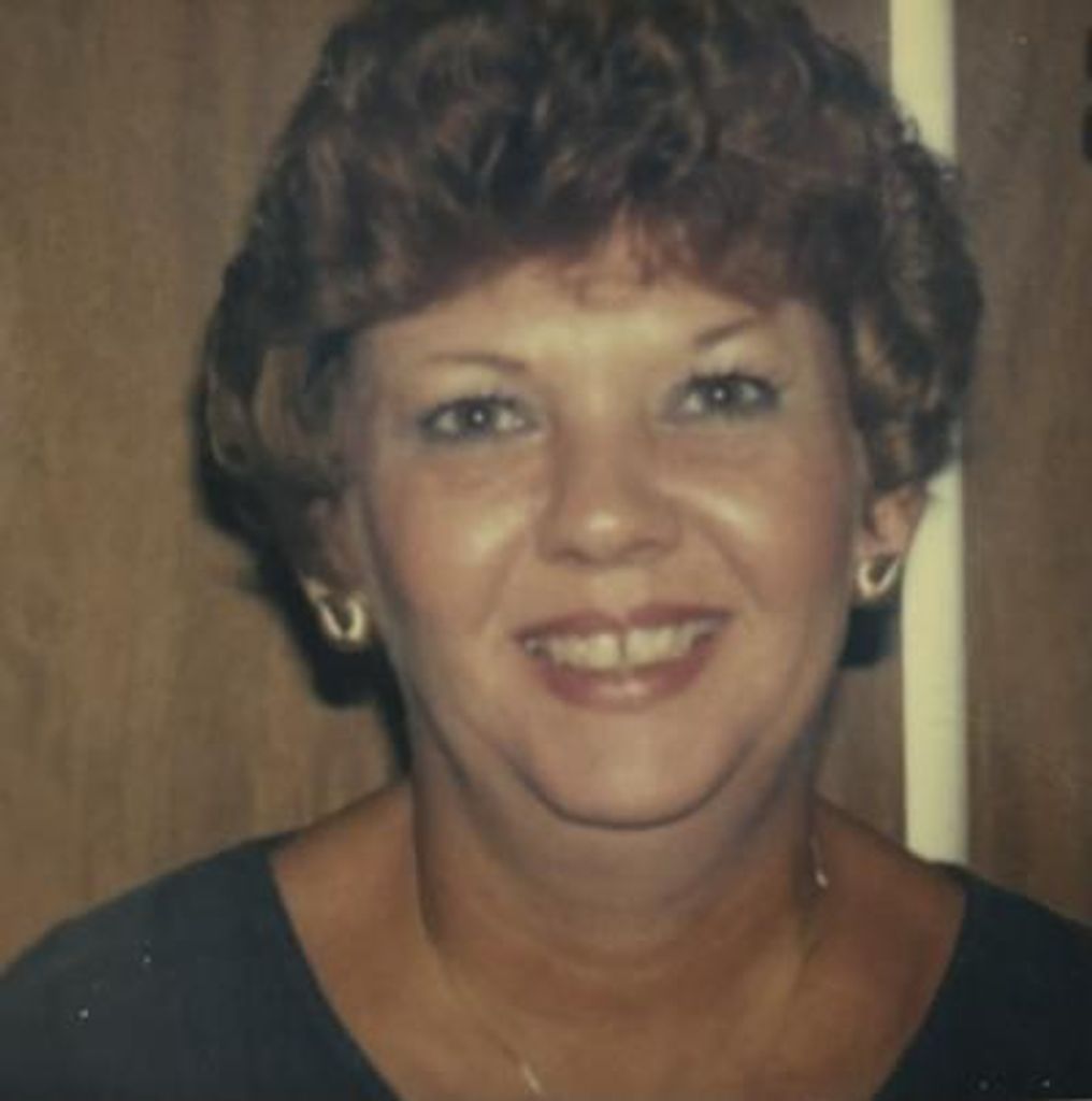 Carole Hollis Justus Profile Photo