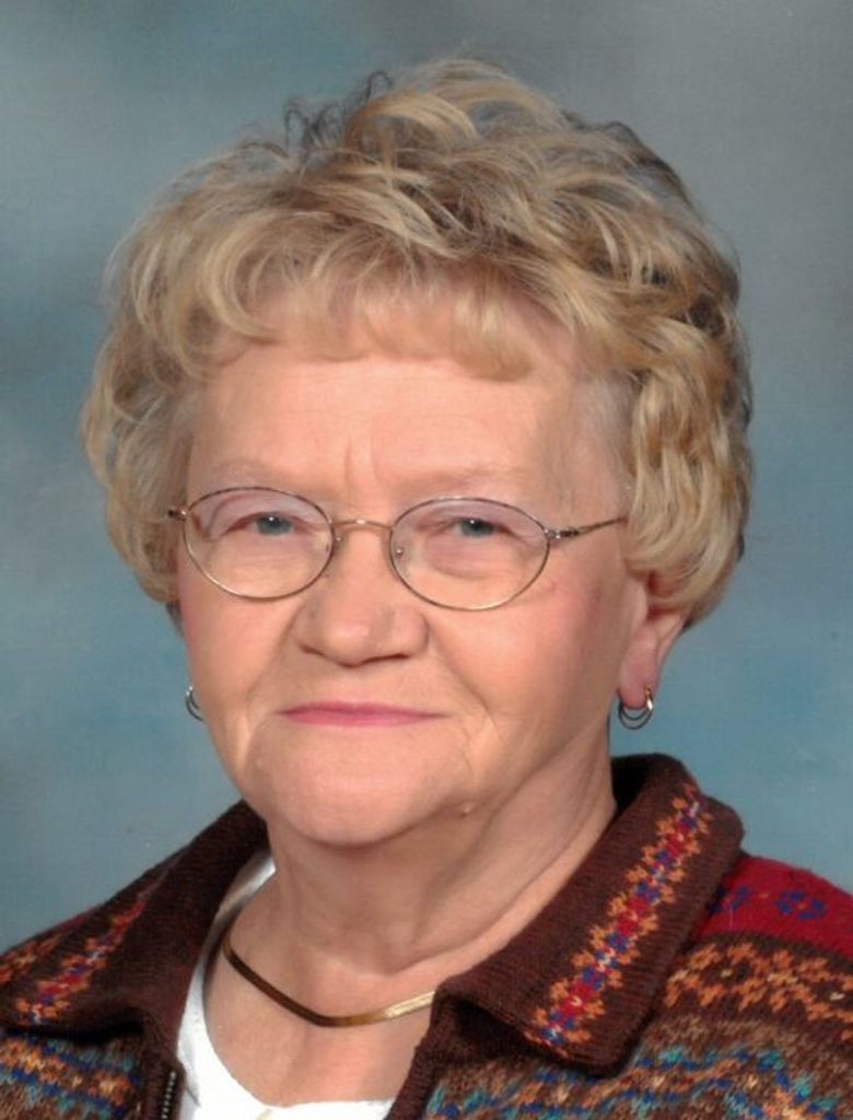 Helen M. (Siefker)  Gerding