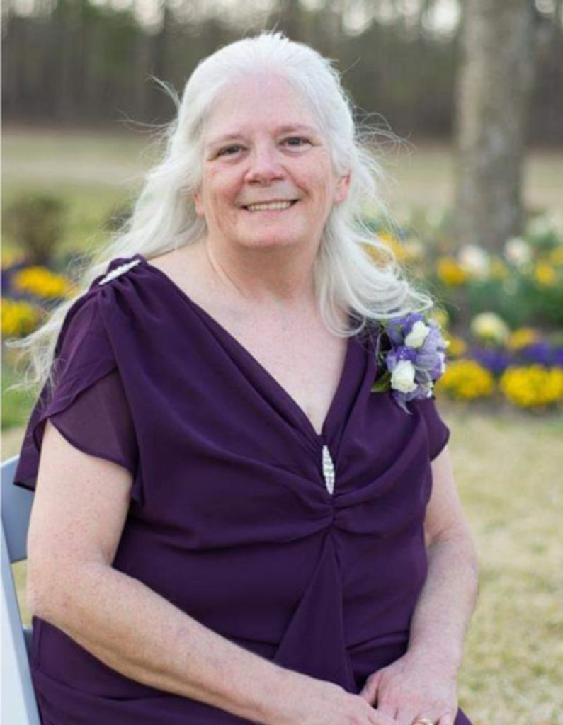 Susan (Christiano)  Hale Profile Photo