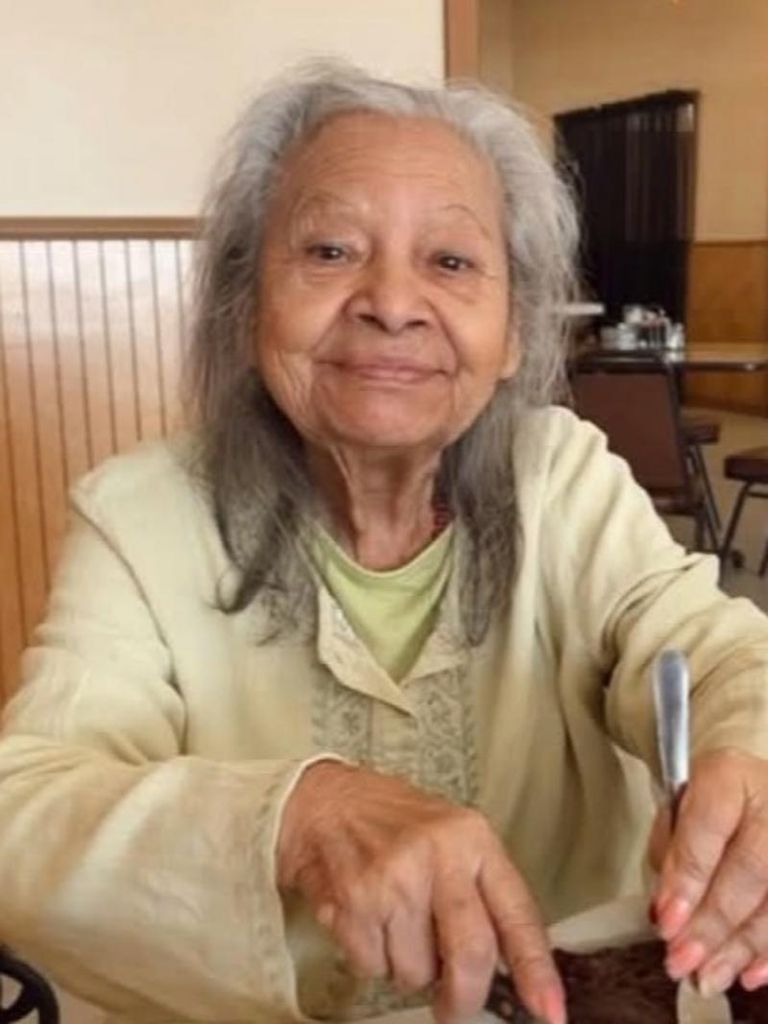Valvina R. Lomas Profile Photo