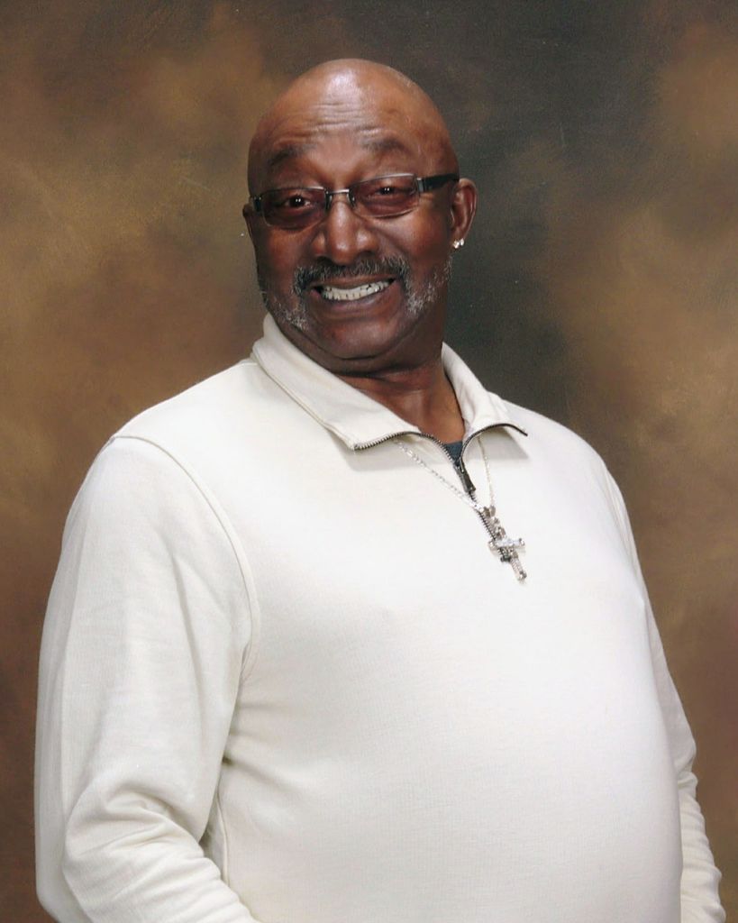 Lorenzo Moore Profile Photo