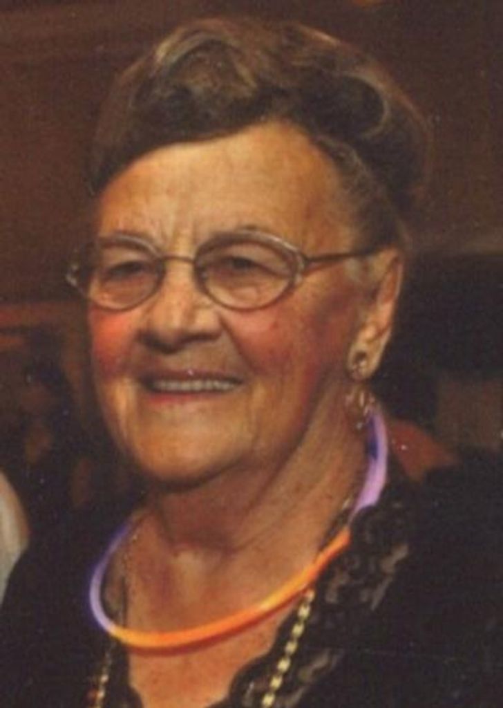 Louise A Rusek