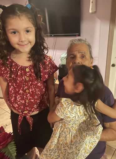 Maria Deleon Ambriz photo gallery thumbnail 67 of 187