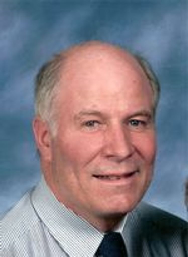 Robert (Bob) E Kiesel