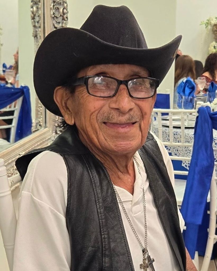 Manuel Gonzalez Romero, Jr. Profile Photo