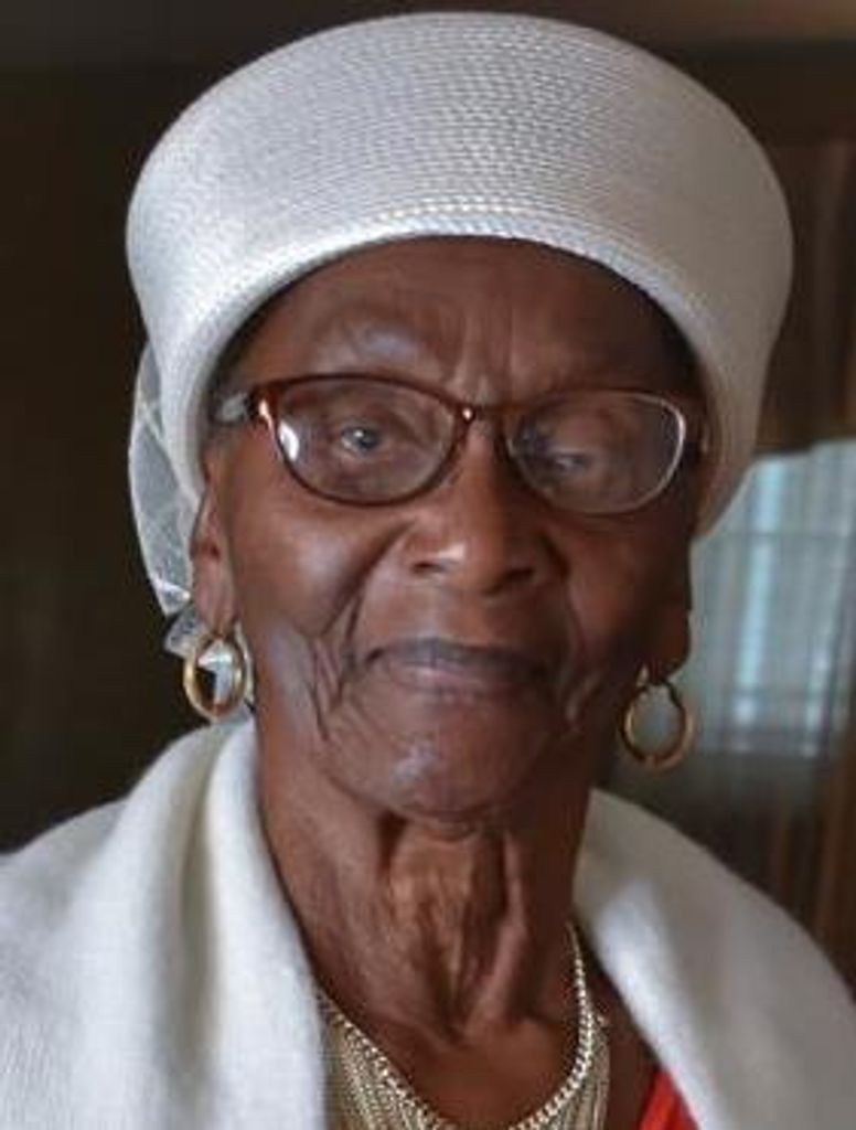 Gweneth Greta Lawrence