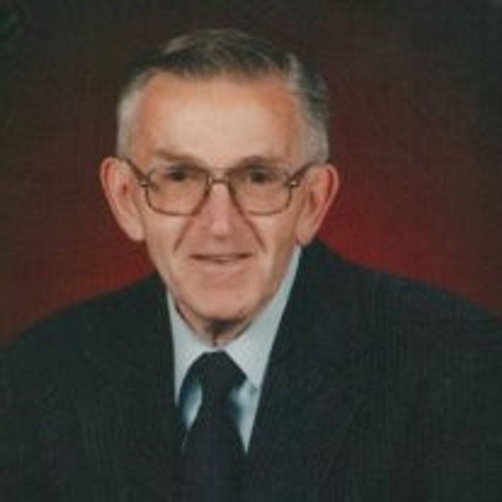 Mr. Robert Carl Applequist