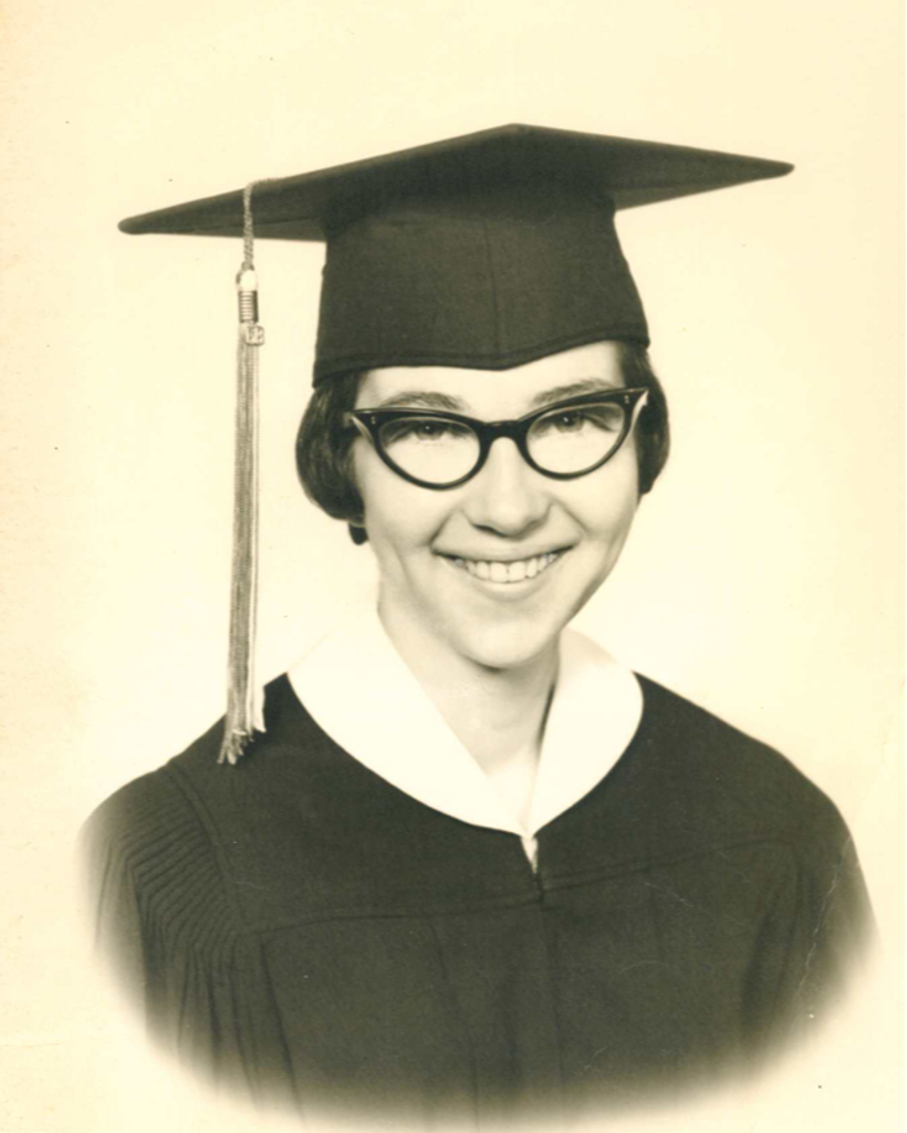 Sara Lett Profile Photo