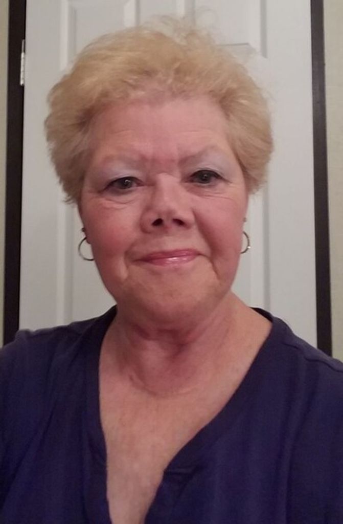 Charlotte Cason Profile Photo
