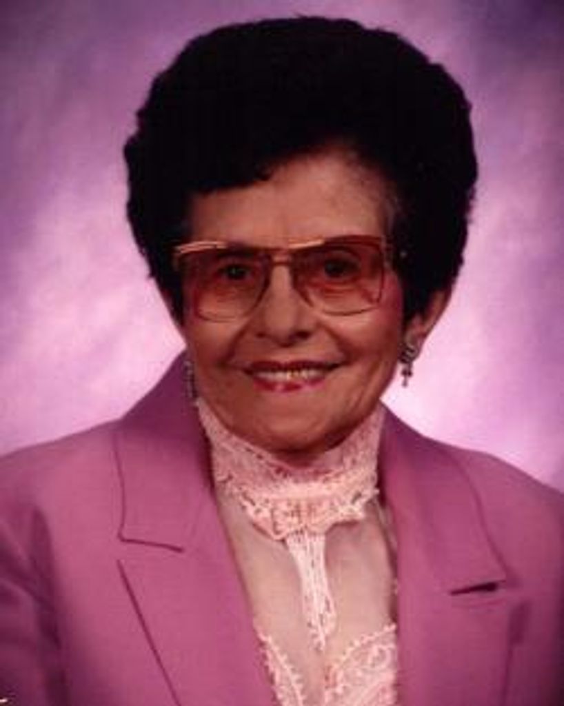 Lucille Cobb